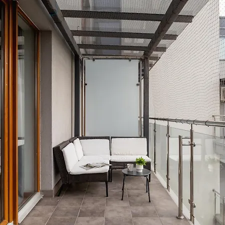 Spacious & Cozy Grzegorzecka By Renters Apartment