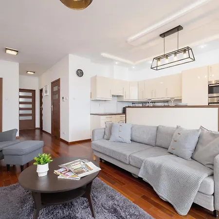 Spacious & Cozy Grzegorzecka By Renters Apartment *
