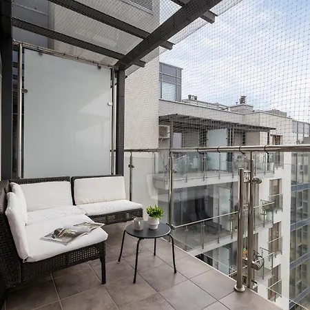 Spacious & Cozy Grzegorzecka By Renters *